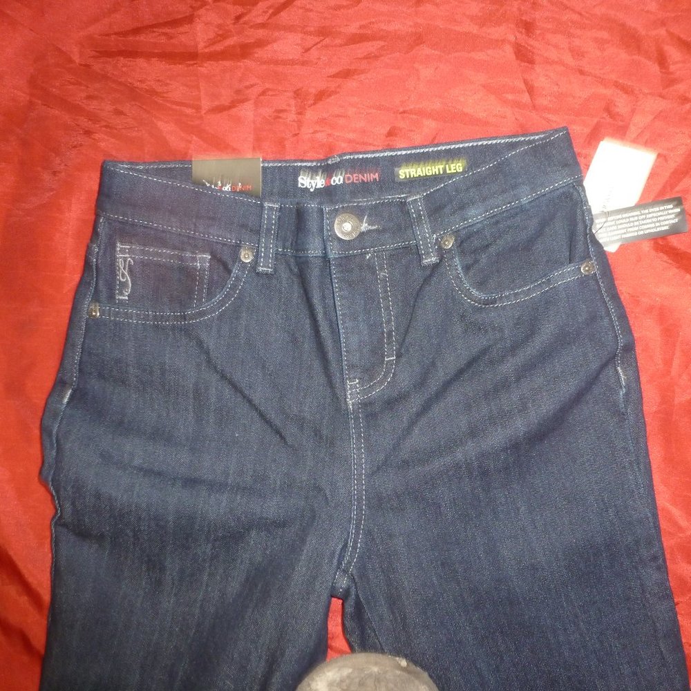 NWT Style & Co Straight Leg Jeans High Rise Tummy Control Sz 2P